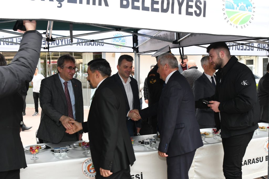 RamazanB_8-1024x683 PROTOKOL İLE HALK, PARKTA BAYRAMLAŞTI...
